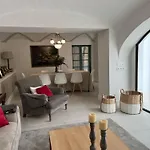 Casa Mira *