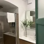 Casa Mira *