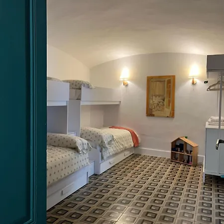 Casa Mira