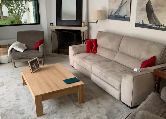 别墅 Casa Mira 奥利文萨